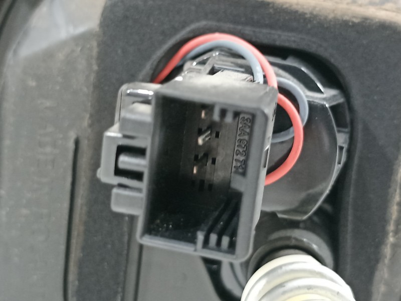 Recambio de piloto trasero derecho para volkswagen golf vii lim. advance bluemotion referencia OEM IAM 5G0945096M  