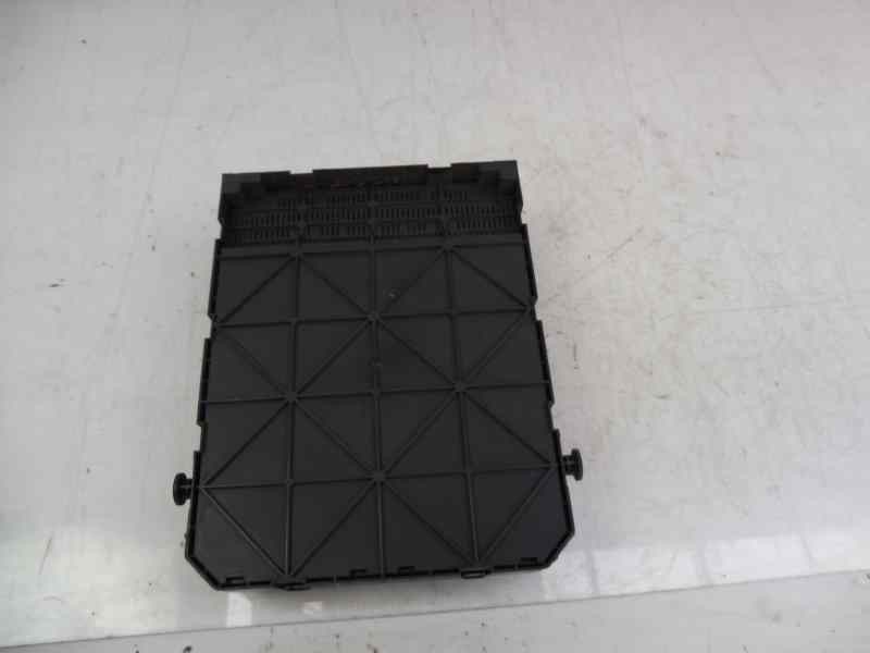 Recambio de caja reles / fusibles para peugeot 308 premium referencia OEM IAM 9663798180 BSI 2004 