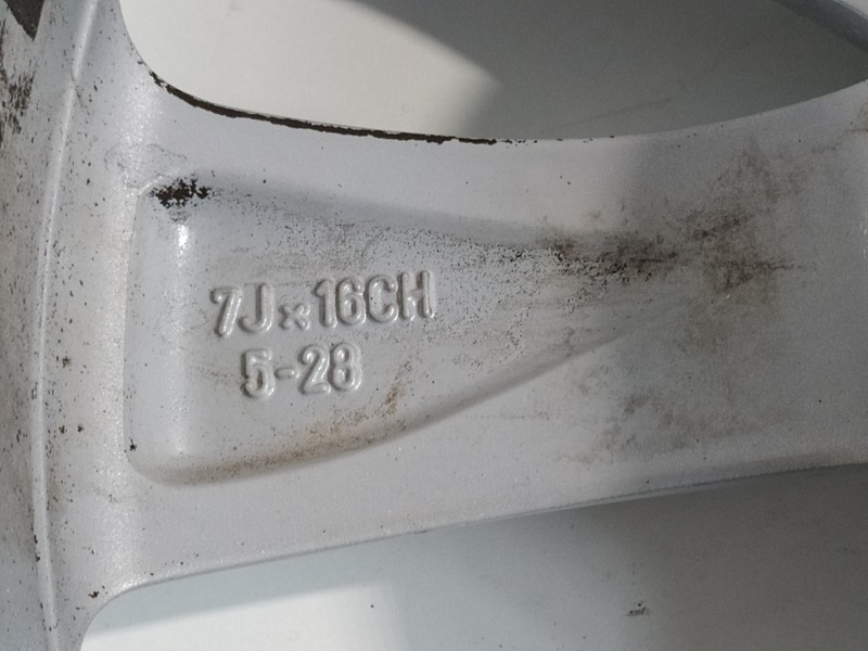 Recambio de llanta para citroën c5 berlina business referencia OEM IAM 9687895880  