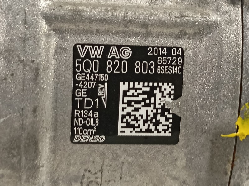 Recambio de compresor aire acondicionado para volkswagen golf vii lim. advance bluemotion referencia OEM IAM 5Q0820803  