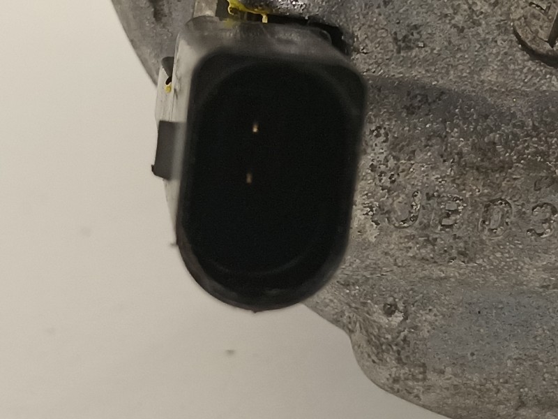 Recambio de compresor aire acondicionado para volkswagen golf vii lim. advance bluemotion referencia OEM IAM 5Q0820803  