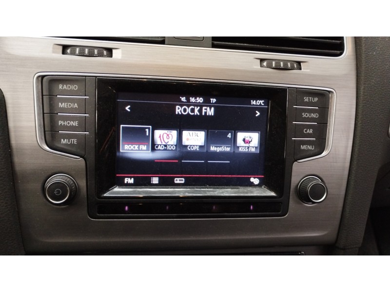 Recambio de pantalla multifuncion para volkswagen golf vii lim. advance bluemotion referencia OEM IAM 5G0919605  