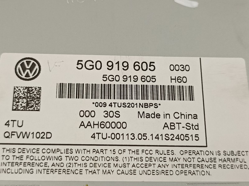 Recambio de pantalla multifuncion para volkswagen golf vii lim. advance bluemotion referencia OEM IAM 5G0919605  