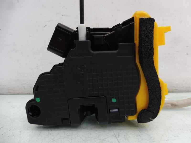 Recambio de cerradura puerta delantera derecha para kia cee´d sporty wagon drive referencia OEM IAM 81320A2410  