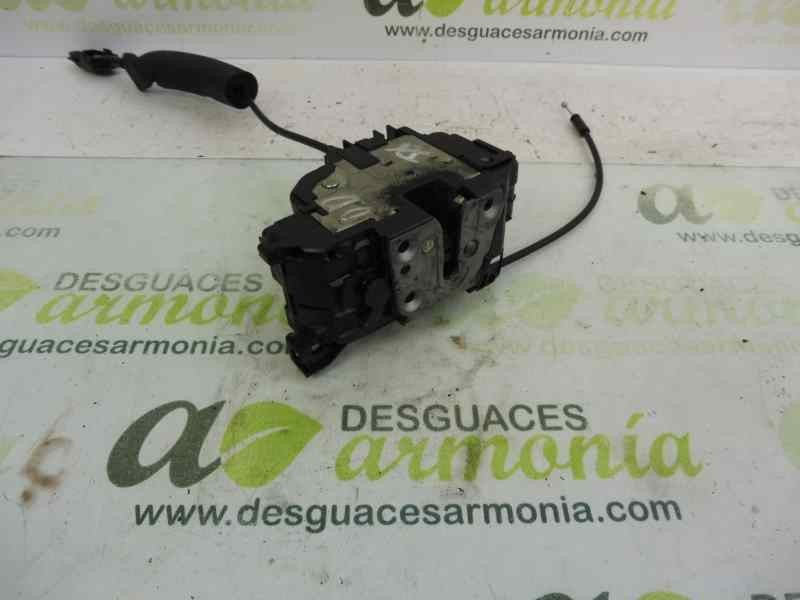 Recambio de cerradura puerta delantera derecha para renault megane iii berlina 5 p dynamique referencia OEM IAM 805020001R  