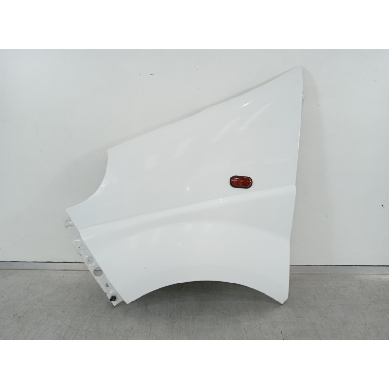 Recambio de aleta delantera izquierda para opel vivaro furgón/combi (07.2006 =>) combi l1h1 2,7t edition referencia OEM IAM   