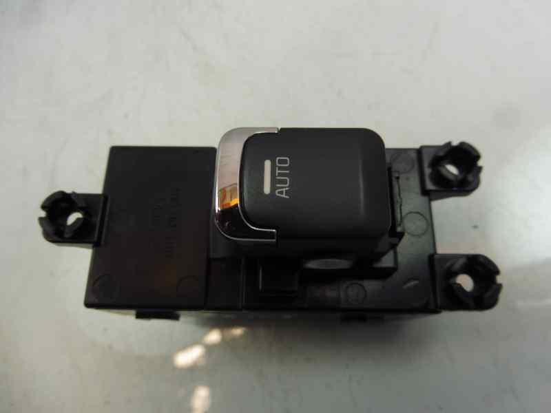 Recambio de mando elevalunas delantero derecho para kia cee´d sporty wagon drive referencia OEM IAM 93580A2100 4C25101000 