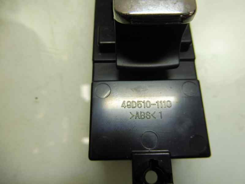 Recambio de mando elevalunas trasero derecho para kia cee´d sporty wagon drive referencia OEM IAM 93580A2100 4C25101000 