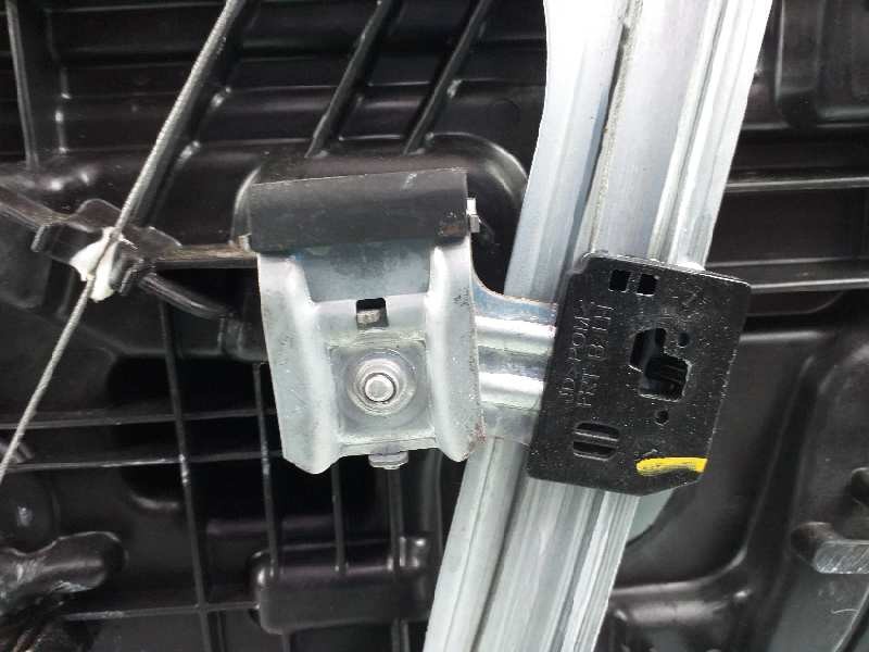 Recambio de elevalunas delantero izquierdo para kia cee´d sporty wagon drive referencia OEM IAM 82470A2301 82450A2010 