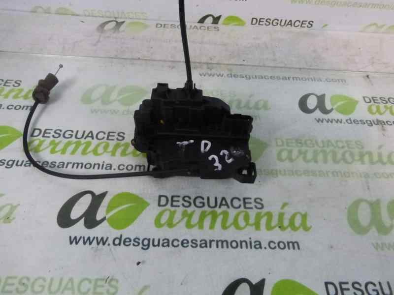 Recambio de cerradura puerta trasera derecha para renault megane iii berlina 5 p dynamique referencia OEM IAM 825020002R  
