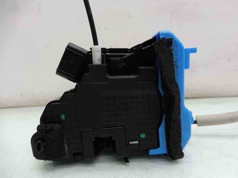 Recambio de cerradura puerta trasera derecha para kia cee´d sporty wagon drive referencia OEM IAM 81420A2400  