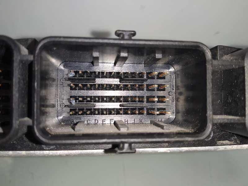 Recambio de centralita motor uce para peugeot 3008 premium referencia OEM IAM 9663476180 0281012980 9653958980