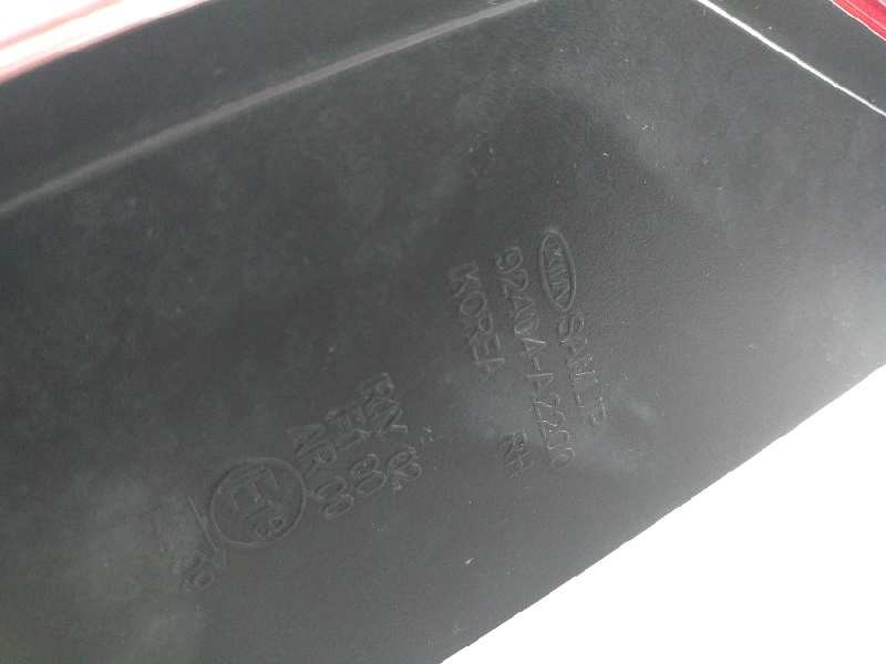 Recambio de piloto trasero derecho para kia cee´d sporty wagon drive referencia OEM IAM 92404A2200  