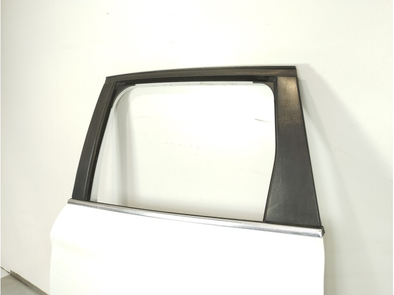 Recambio de puerta trasera izquierda para ford kuga (cbv) 2.0 tdci cat referencia OEM IAM   