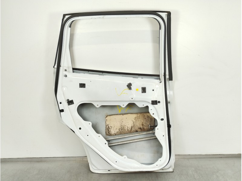 Recambio de puerta trasera izquierda para ford kuga (cbv) 2.0 tdci cat referencia OEM IAM   