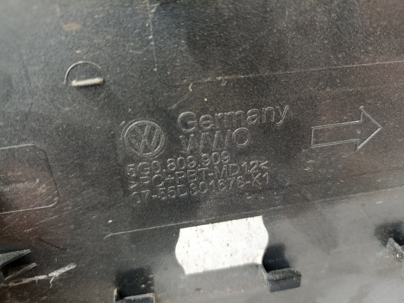 Recambio de tapa exterior combustible para volkswagen golf vii lim. advance bluemotion referencia OEM IAM 1K0010497C  