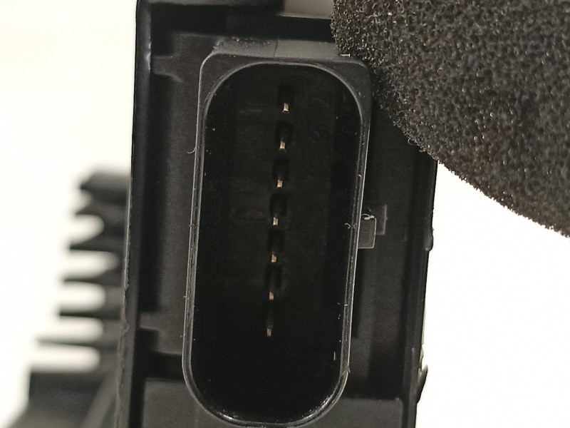 Recambio de cerradura puerta delantera derecha para citroën c4 picasso feel referencia OEM IAM 9810310280  