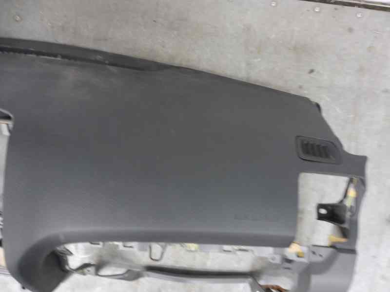 Recambio de kit airbag para toyota land cruiser (j12) 3.0 d4-d vx referencia OEM IAM   