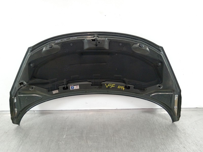 Recambio de capot para peugeot 207 confort referencia OEM IAM 9657067180  