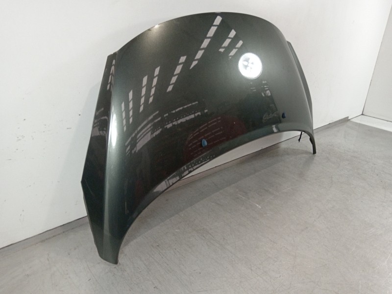 Recambio de capot para peugeot 207 confort referencia OEM IAM 9657067180  