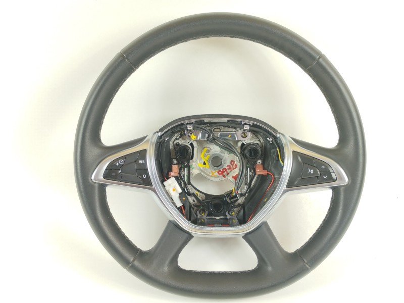 Recambio de volante para dacia duster ii sl 2019 referencia OEM IAM 484007487R  