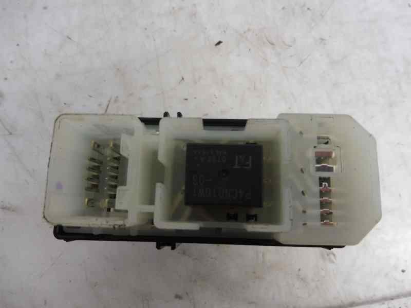 Recambio de mando elevalunas delantero derecho para toyota land cruiser (j12) 3.0 d4-d vx referencia OEM IAM   