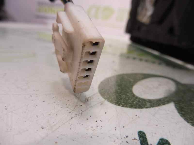 Recambio de retrovisor derecho para lancia ypsilon (101) 1.3 multijet 16v referencia OEM IAM 735411226  