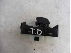 Recambio de mando elevalunas trasero derecho para toyota land cruiser (j12) 3.0 d4-d vx referencia OEM IAM   