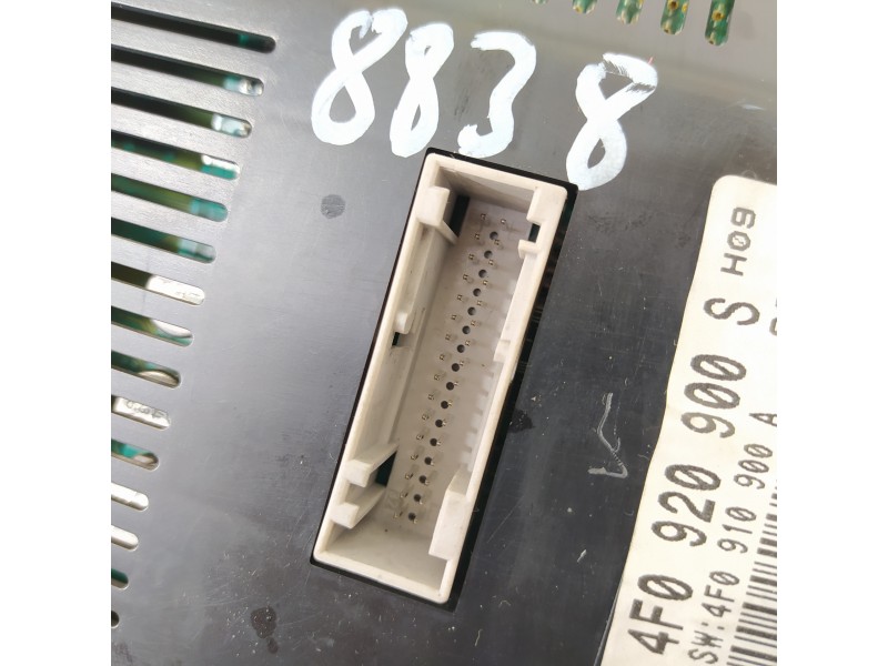 Recambio de cuadro instrumentos para audi a6 berlina (4f2) 3.0 tdi quattro (165kw) referencia OEM IAM 4F0920900G  