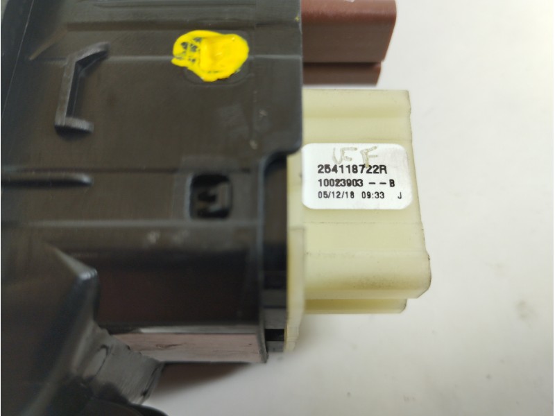 Recambio de mando elevalunas delantero izquierdo para dacia duster ii sl 2019 referencia OEM IAM 254118722R 254113300R 