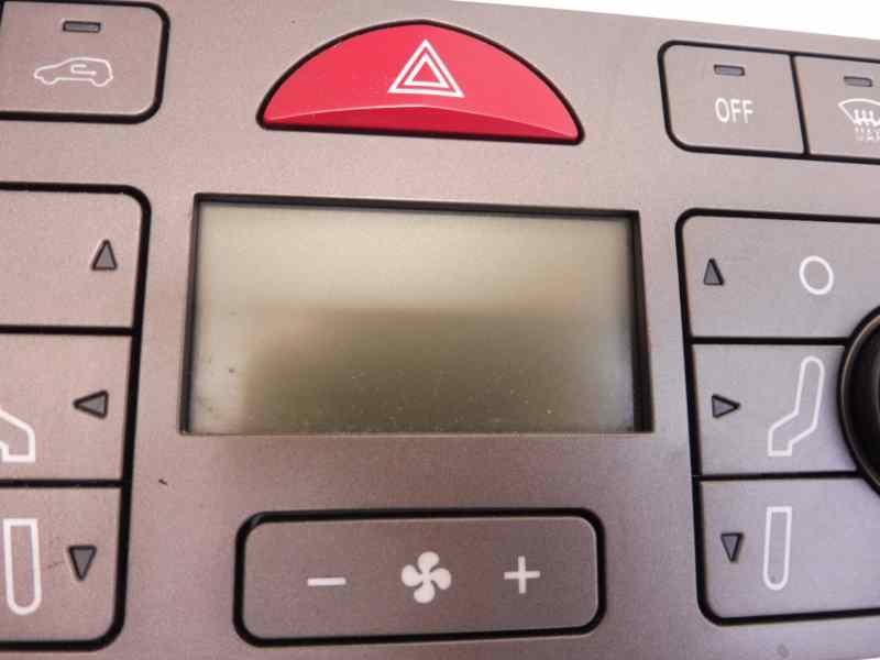 Recambio de mando climatizador para lancia ypsilon (101) 1.3 multijet 16v referencia OEM IAM 735369969 A83005400 