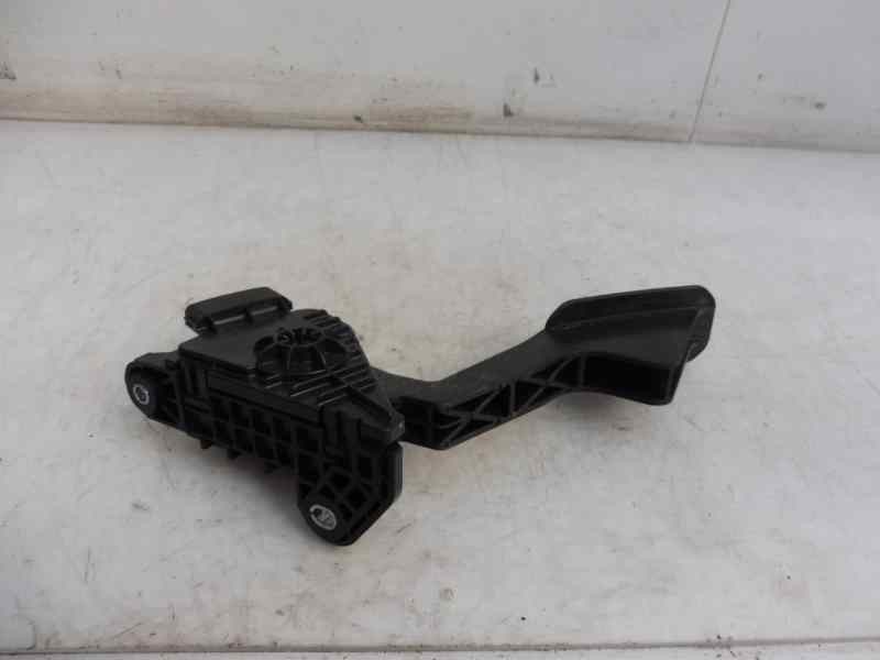 Recambio de potenciometro pedal para toyota land cruiser (j12) 3.0 d4-d vx referencia OEM IAM  1988003020 