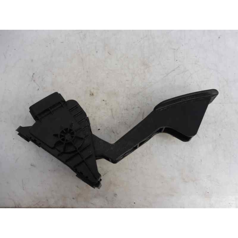Recambio de potenciometro pedal para toyota land cruiser (j12) 3.0 d4-d vx referencia OEM IAM  1988003020 