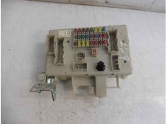 Recambio de caja reles / fusibles para toyota land cruiser (j12) 3.0 d4-d vx referencia OEM IAM   