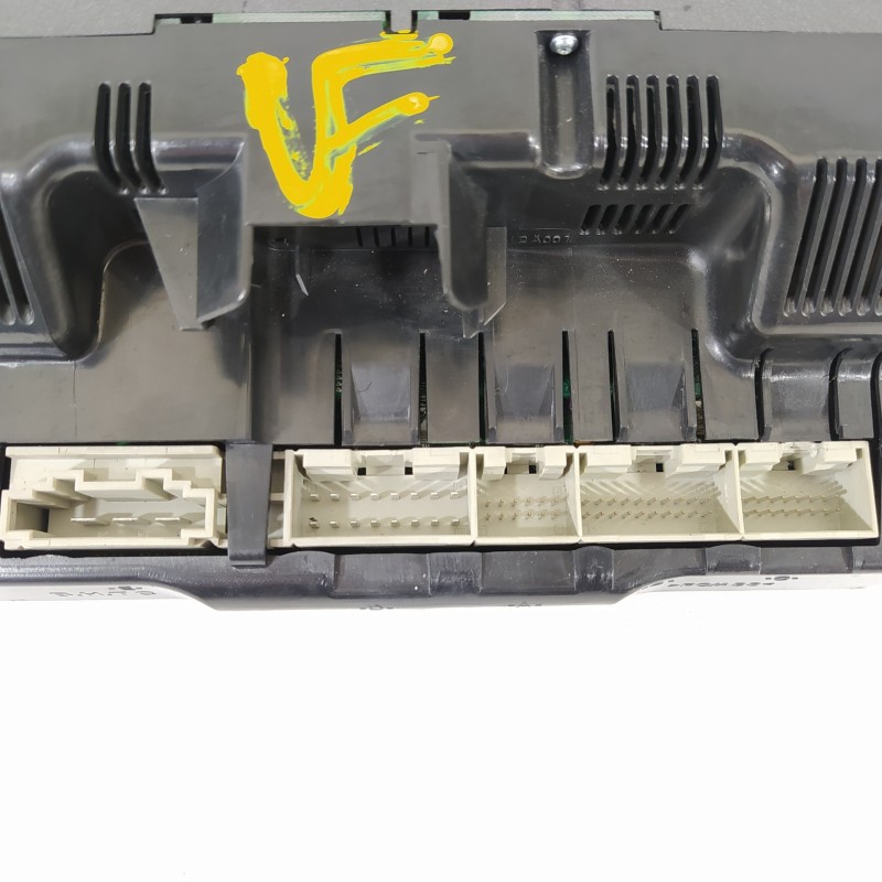 Recambio de mando climatizador para audi a6 berlina (4f2) 3.0 tdi quattro (165kw) referencia OEM IAM 4F1820043G  