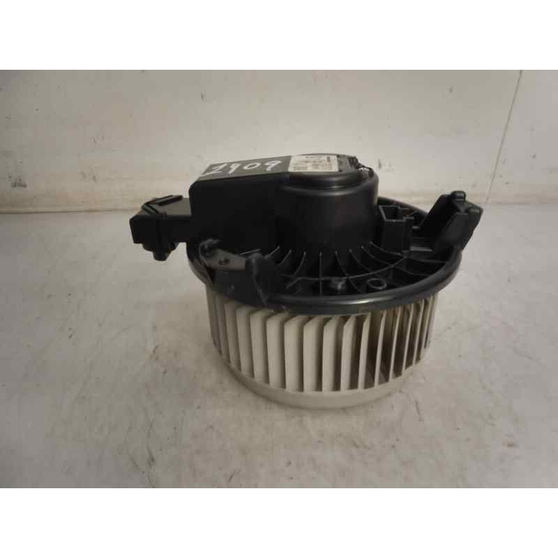 Recambio de ventilador calefaccion para toyota land cruiser (j12) 3.0 d4-d vx referencia OEM IAM  1163409160 