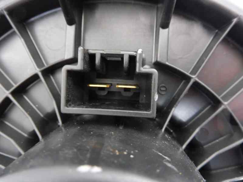 Recambio de ventilador calefaccion para toyota land cruiser (j12) 3.0 d4-d vx referencia OEM IAM  1163409160 