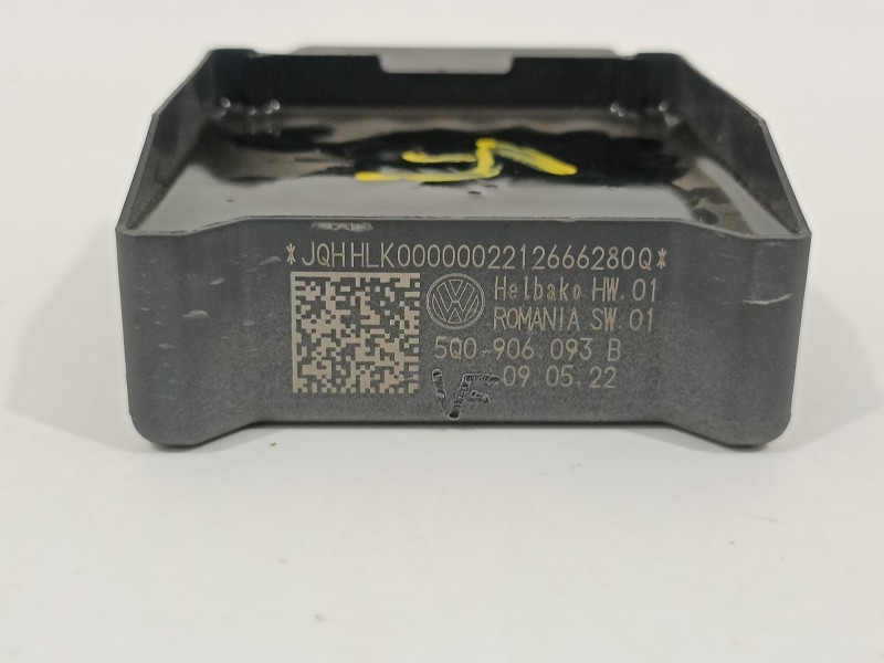 Recambio de modulo electronico para seat arona xperience referencia OEM IAM 5Q0906093B  