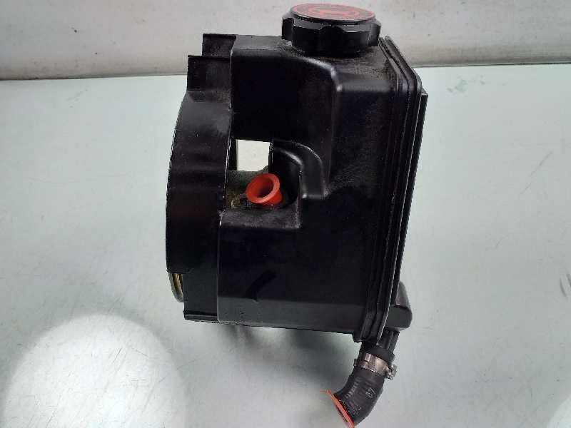 Recambio de bomba direccion para peugeot 206 berlina xs clim referencia OEM IAM 9636868880  