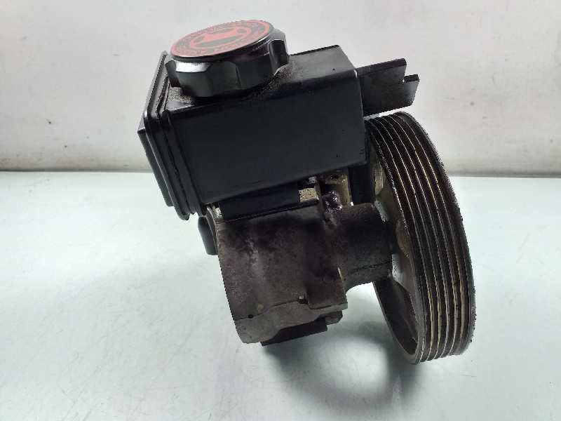 Recambio de bomba direccion para peugeot 206 berlina xs clim referencia OEM IAM 9636868880  