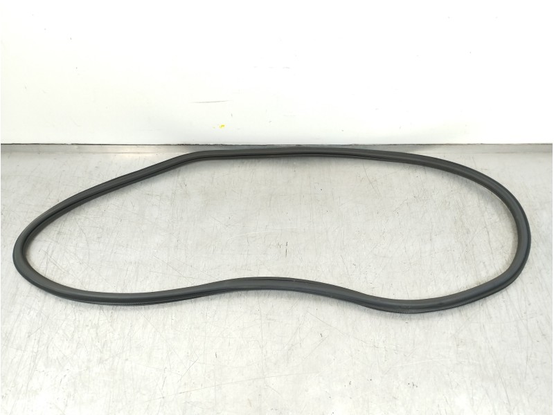 Recambio de gomas contorno puerta para seat arona xperience referencia OEM IAM 6F9867367F  