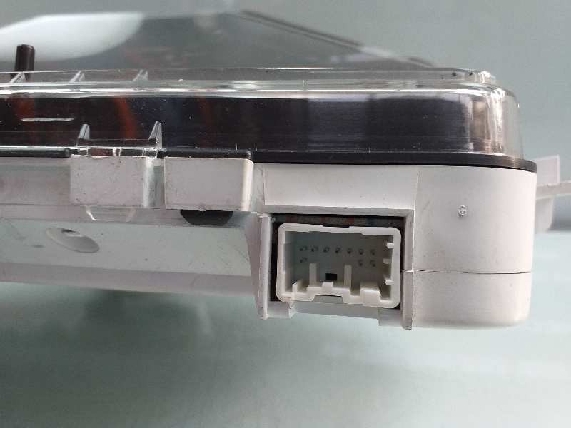 Recambio de cuadro instrumentos para volvo c30 1.6 d drive summum referencia OEM IAM 31296229  