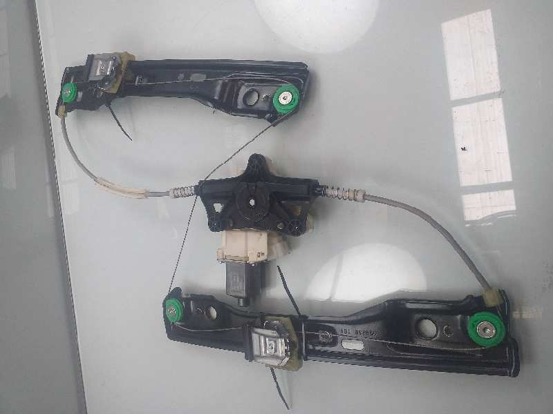 Recambio de elevalunas delantero izquierdo para mercedes-benz clase gla (w156) gla 200 (156.943) referencia OEM IAM A2469065100 