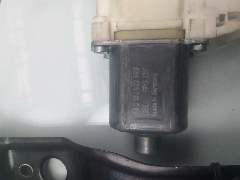 Recambio de elevalunas delantero izquierdo para mercedes-benz clase gla (w156) gla 200 (156.943) referencia OEM IAM A2469065100 