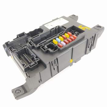 CAJA RELES / FUSIBLES 13142241 