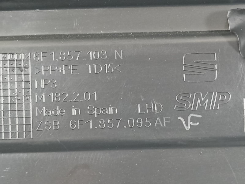 Recambio de guantera para seat arona xperience referencia OEM IAM 6F1857103N 6F1857095AF 