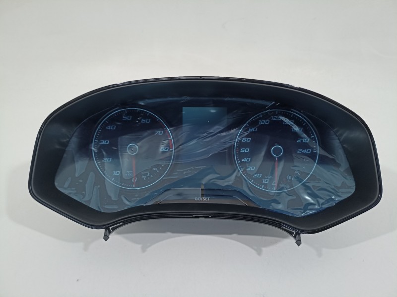 Recambio de cuadro instrumentos para seat arona xperience referencia OEM IAM 6F0920740D  