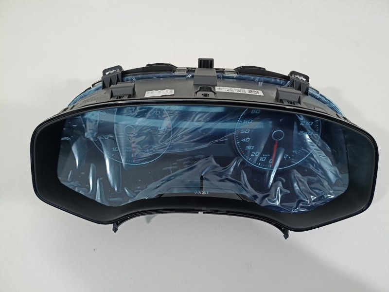 Recambio de cuadro instrumentos para seat arona xperience referencia OEM IAM 6F0920740D  
