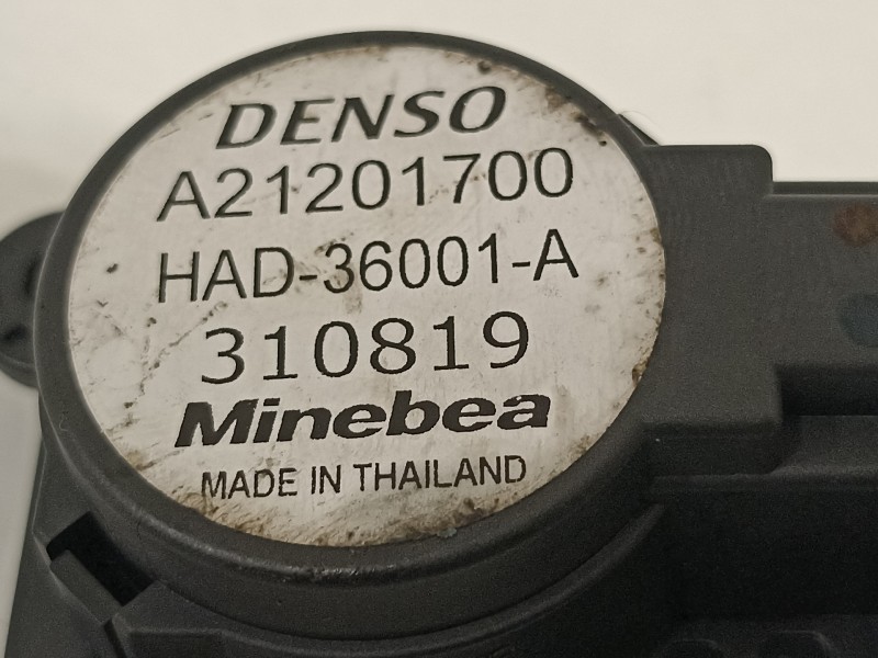 Recambio de motor apertura trampillas climatizador para citroën c4 picasso feel referencia OEM IAM A21201700 HAD36001A 