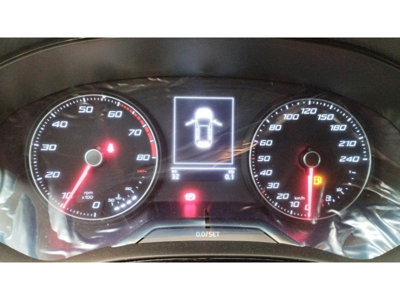 Recambio de cuadro instrumentos para seat arona xperience referencia OEM IAM 6F0920740D  